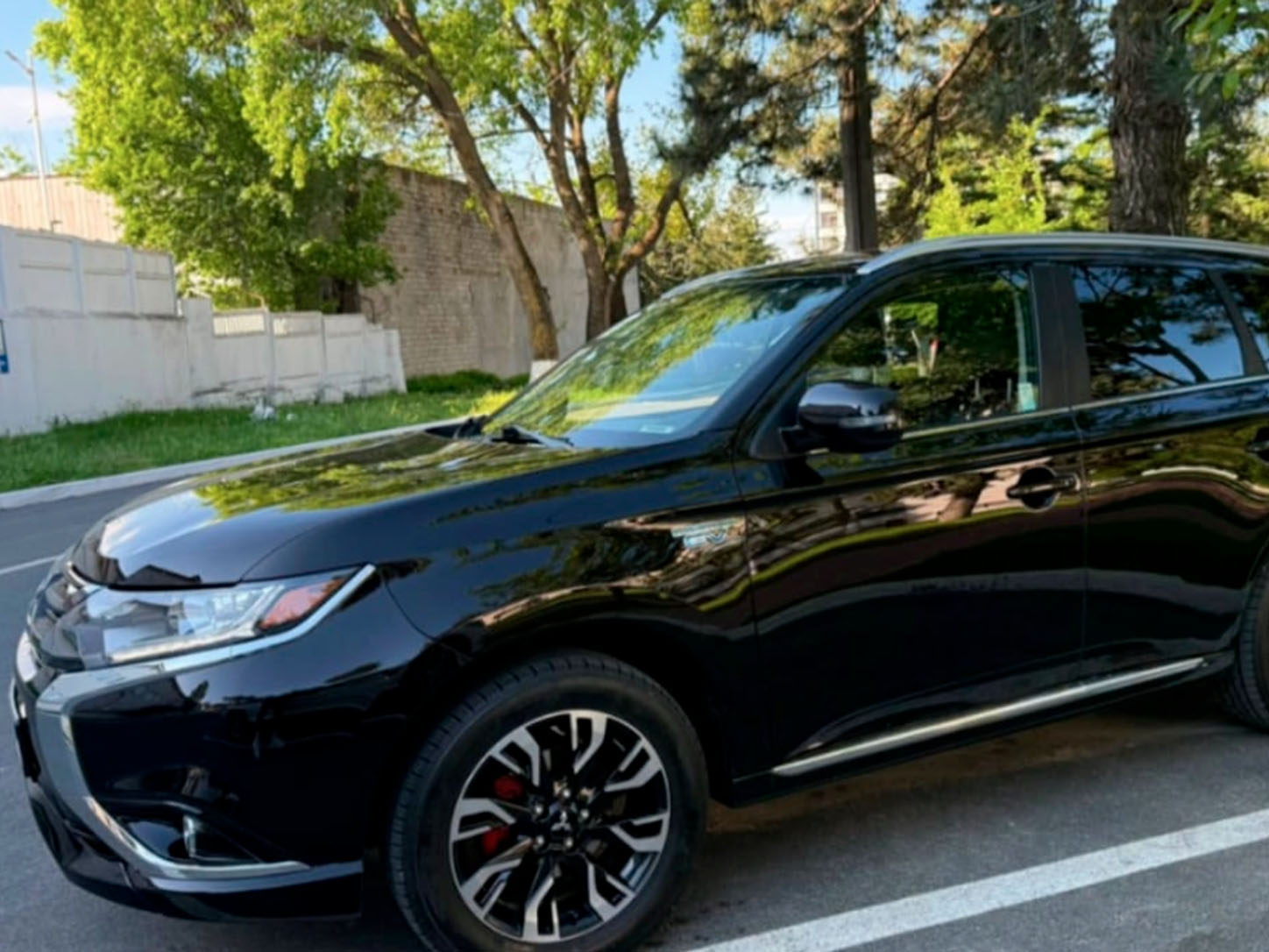 mitsubishi-outlander-phev-2017-2